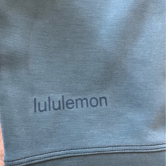 Lululemon Perfectly Oversized Crop Crew *Softstreme - Picture 4 of 6